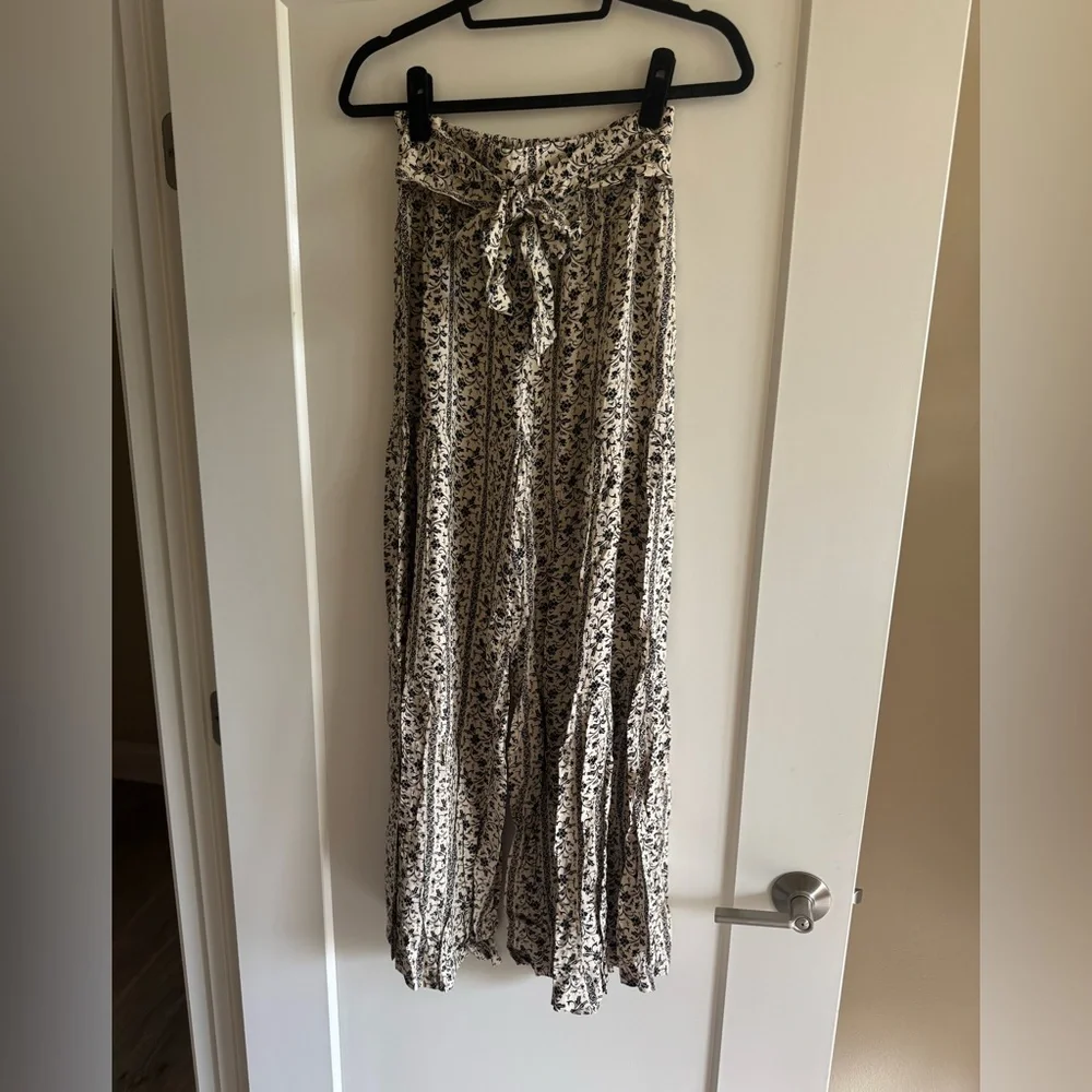 NWT Floral Wide-Leg Pants in Cream size Small - Picture 6 of 11